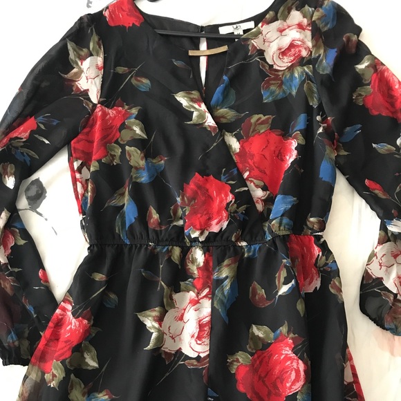 Floral Romper - Picture 1 of 2